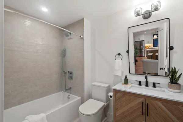 $979,000 | 9 Sydney Street, Unit PH2, Boston, MA 02125