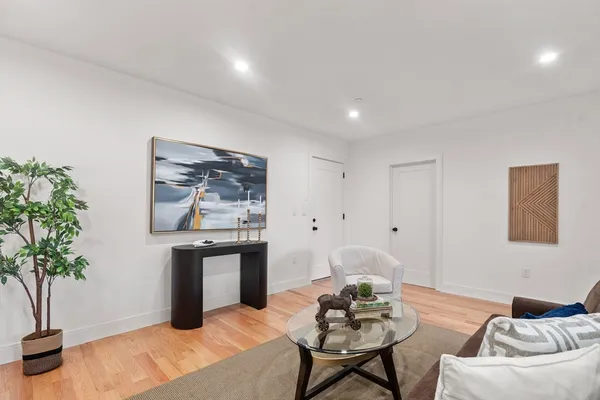 $979,000 | 9 Sydney Street, Unit PH2, Boston, MA 02125