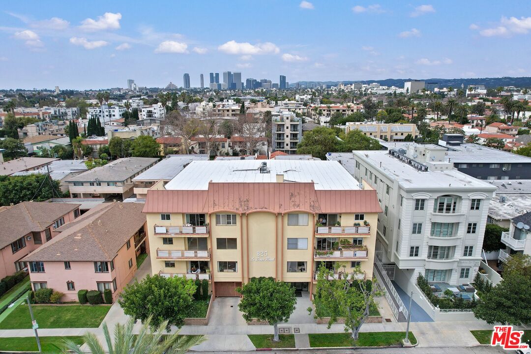 825 Le Doux Road, Unit 303 Los Angeles, CA 90035 - Photo 18 of 18