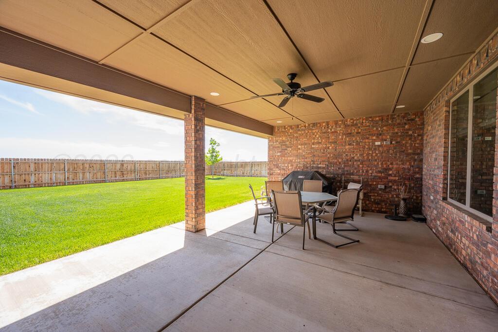 13621 Silverpointe Road Amarillo, TX 79124 - Photo 35 of 41 Back Patio