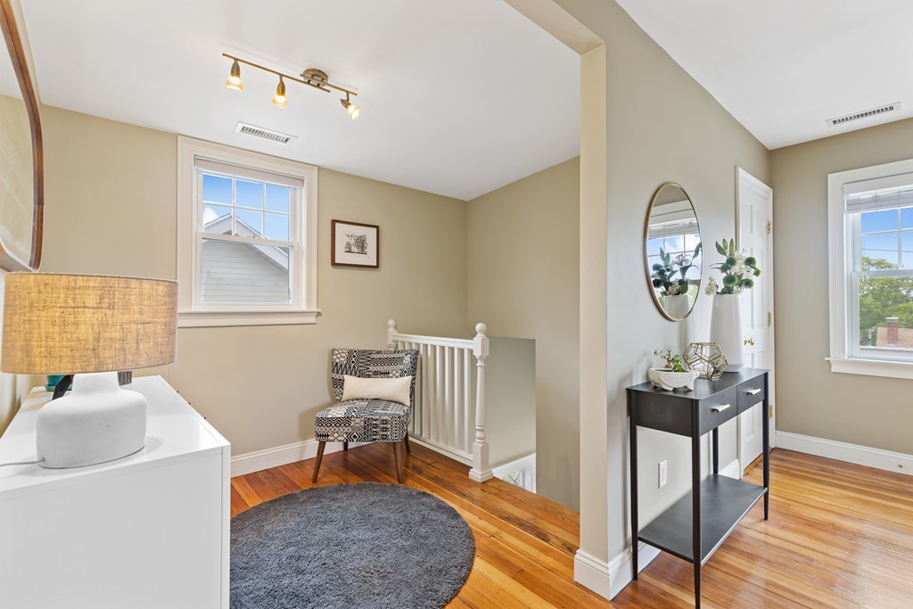 26 Kilsythe Road, Unit 26 Arlington, MA 02476 - Photo 6 of 32