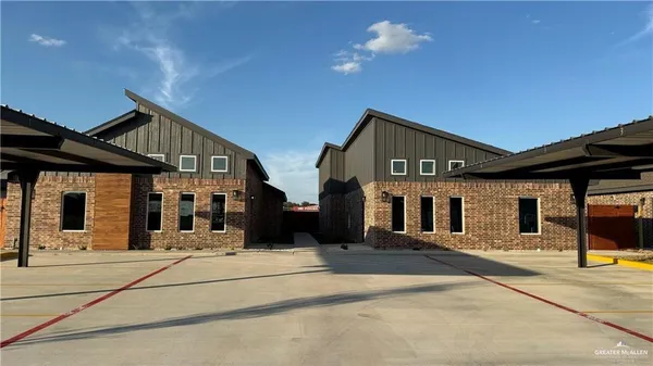 $1,050 | 906 Hidden Hills St Mission, Unit 1, Mission, TX 78572