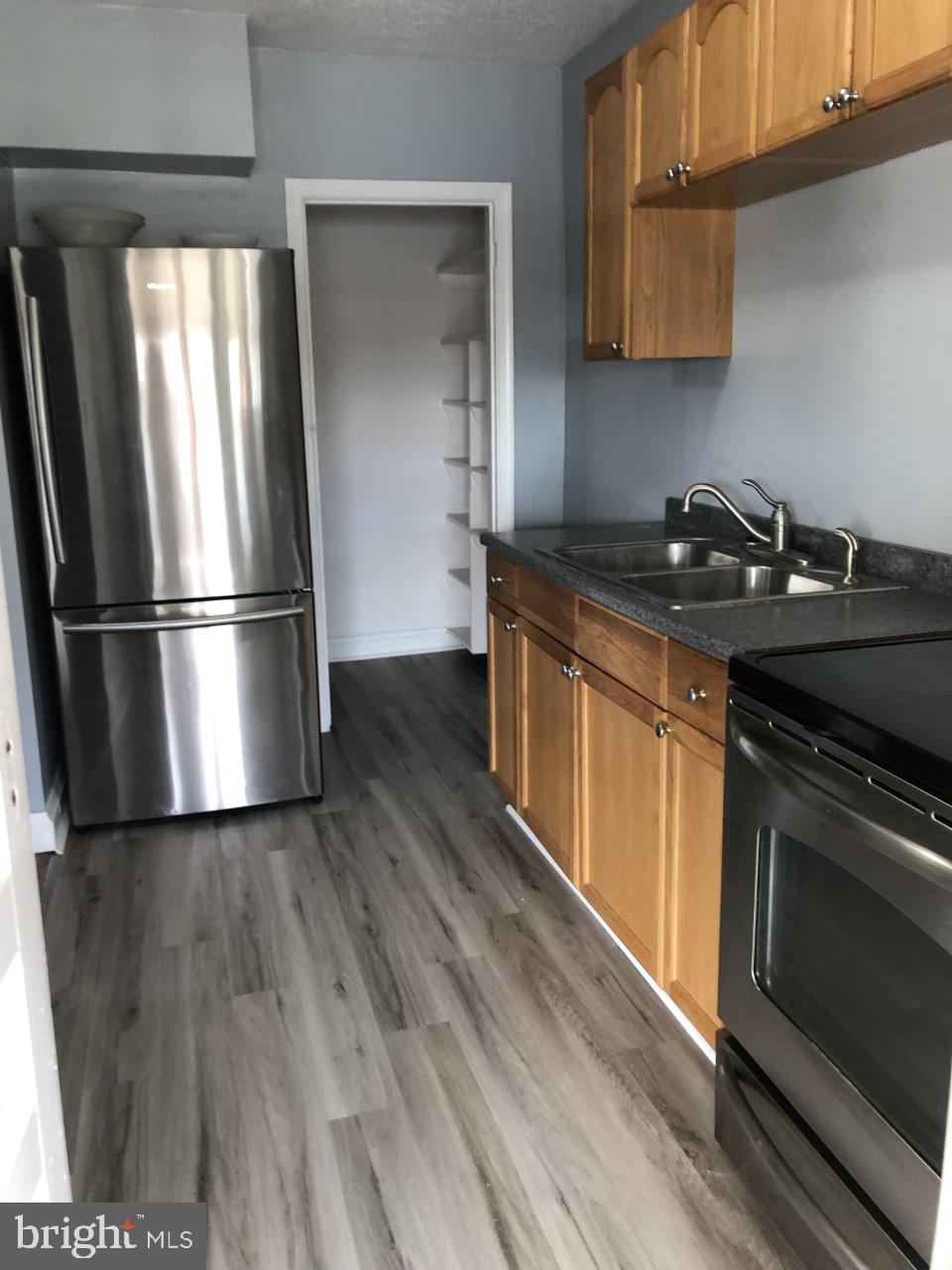 8260 Kavanagh Road Baltimore, MD 21222 - Photo 3 of 7