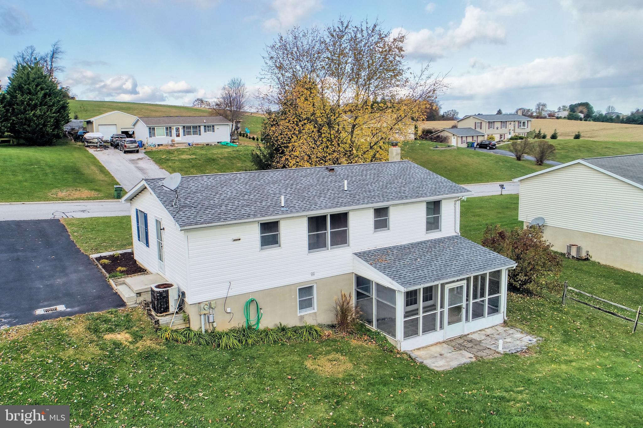 71 Michelle Way Hanover, PA 17331 - Photo 40 of 48 rear view