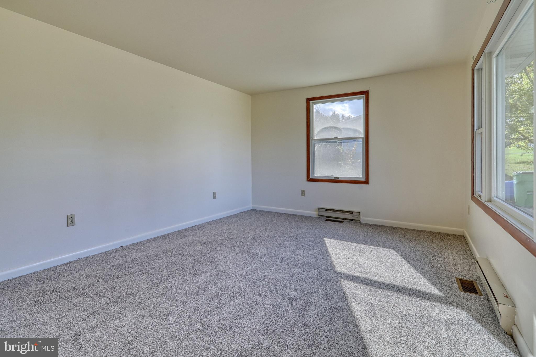 71 Michelle Way Hanover, PA 17331 - Photo 8 of 48 living room