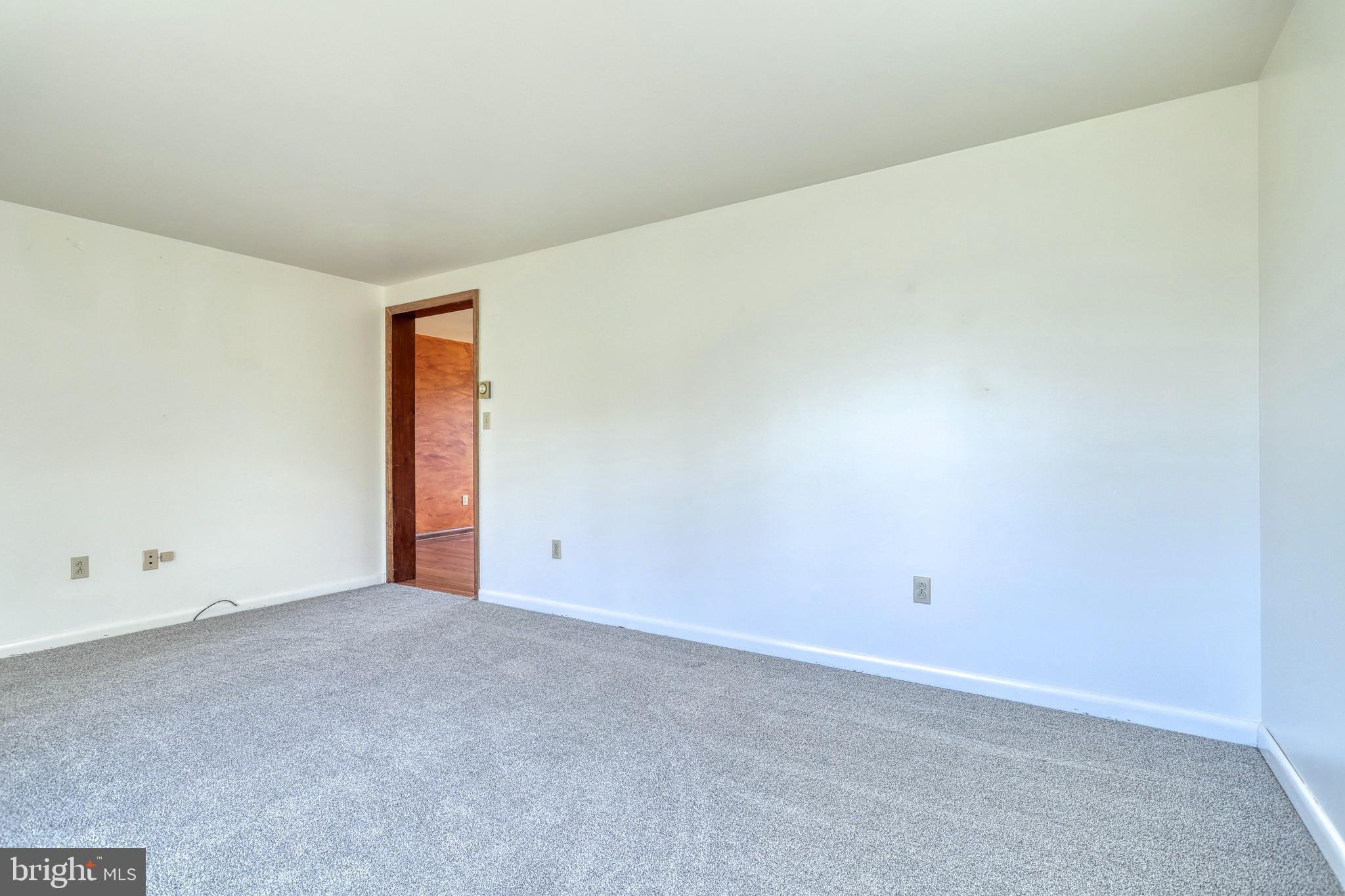 71 Michelle Way Hanover, PA 17331 - Photo 9 of 48 living room
