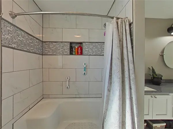 $279,900 | 508 East Price Avenue, Savannah, MO 64485