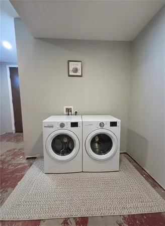 $279,900 | 508 East Price Avenue, Savannah, MO 64485