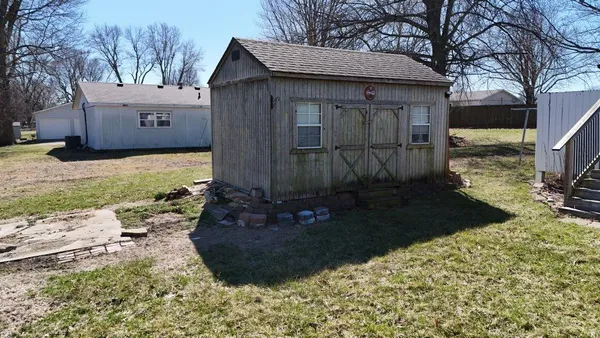$279,900 | 508 East Price Avenue, Savannah, MO 64485