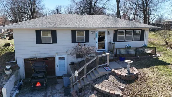 $279,900 | 508 East Price Avenue, Savannah, MO 64485