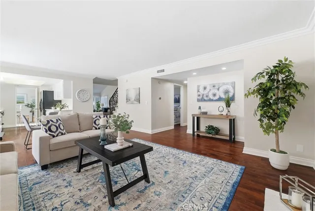 $1,198,000 | 7350 East Calle Durango, Anaheim, CA 92808