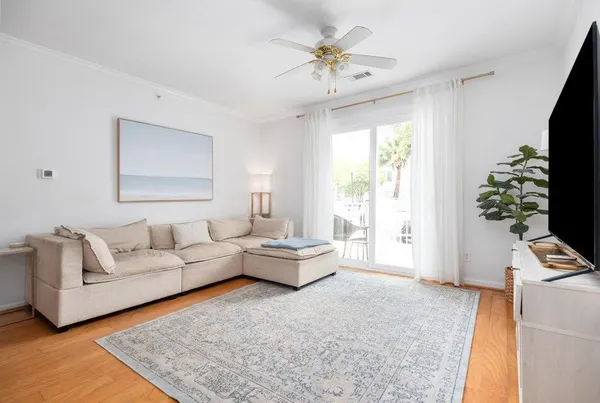 $1,695 | 130 River Landing Drive, Unit 7106, Charleston, SC 29492