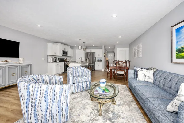$345,000 | 8911 Barrington Lane, Unit 30, Jenison, MI 49428