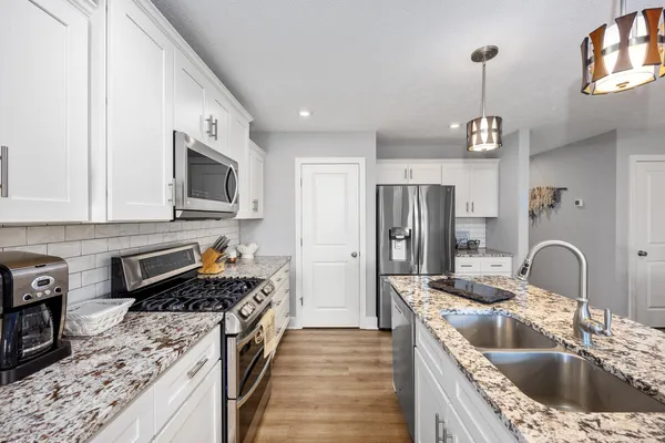 $345,000 | 8911 Barrington Lane, Unit 30, Jenison, MI 49428