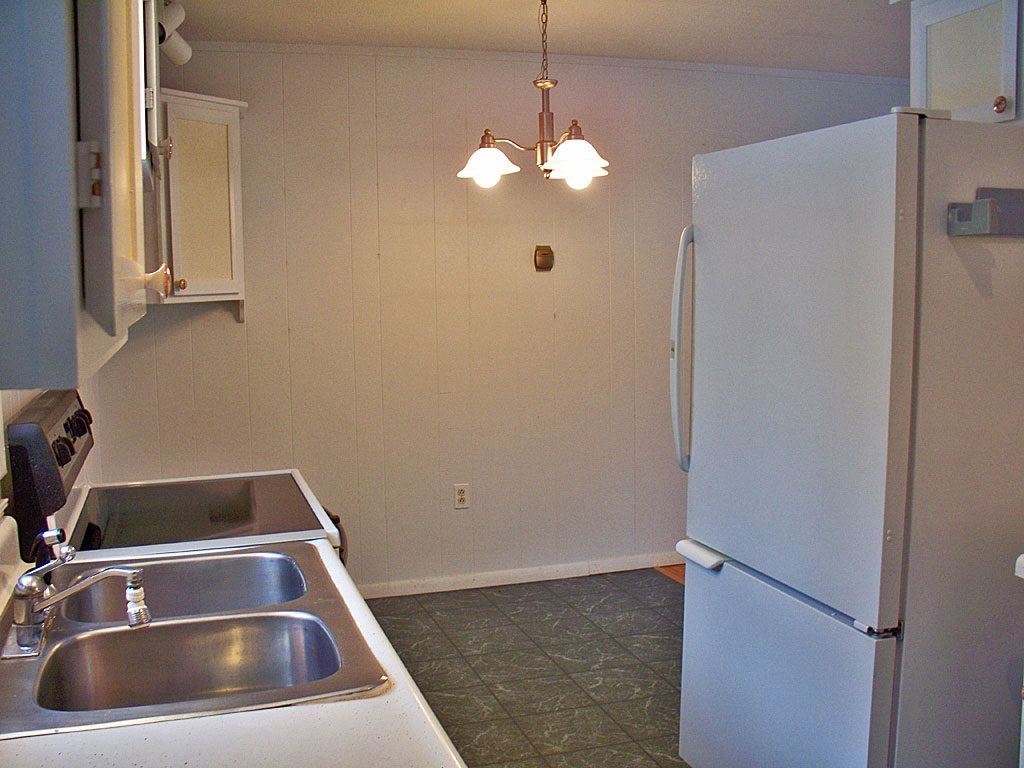 30 Ronaldo Court Rutland, VT 05701 - Photo 4 of 14