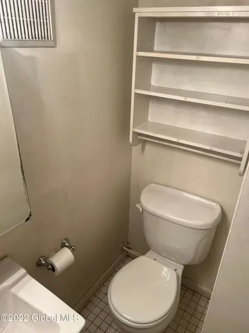 $995 | 106 Braintree Street, Unit BSMNT, Colonie, NY 12205