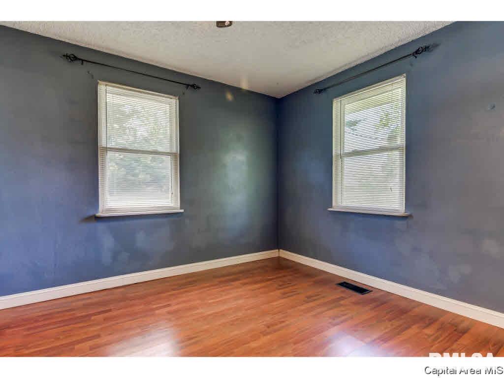 4251 Laverna Road Springfield, IL 62707 - Photo 11 of 35