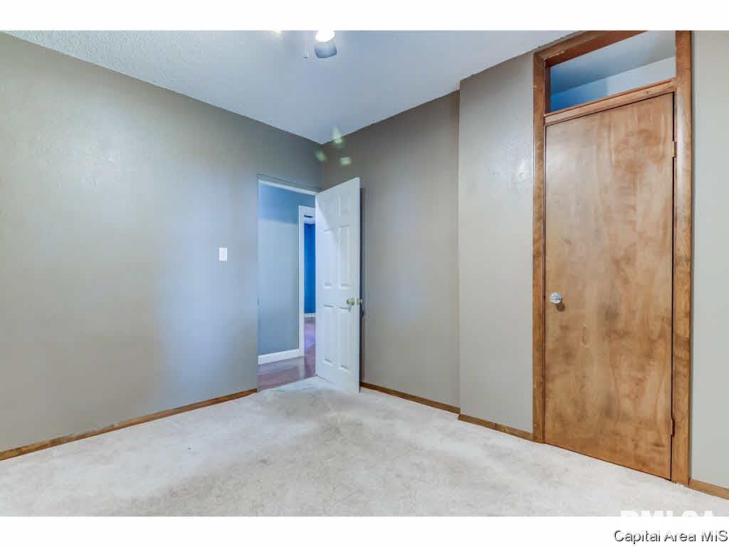 4251 Laverna Road Springfield, IL 62707 - Photo 15 of 35