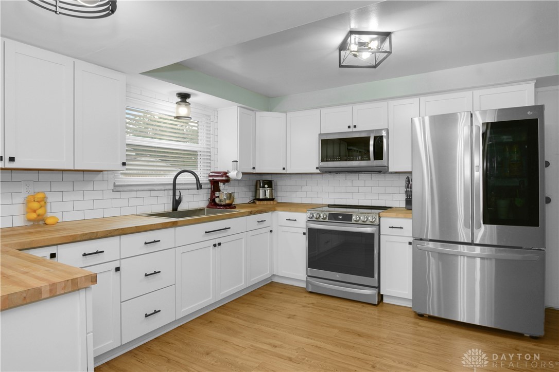 6413 Alter Road Dayton, OH 45424 - Photo 5 of 41 Gallery Image 5