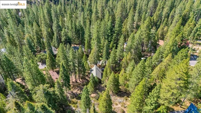 a balcony with an outdoor space