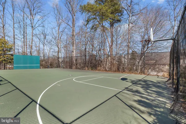 a view of a tennis court
