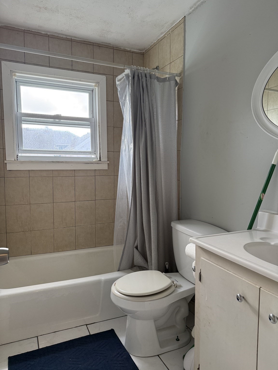 210 Hope Street, Unit 3N Fall River, MA 02721 - Photo 7 of 7 Gallery Image 7
