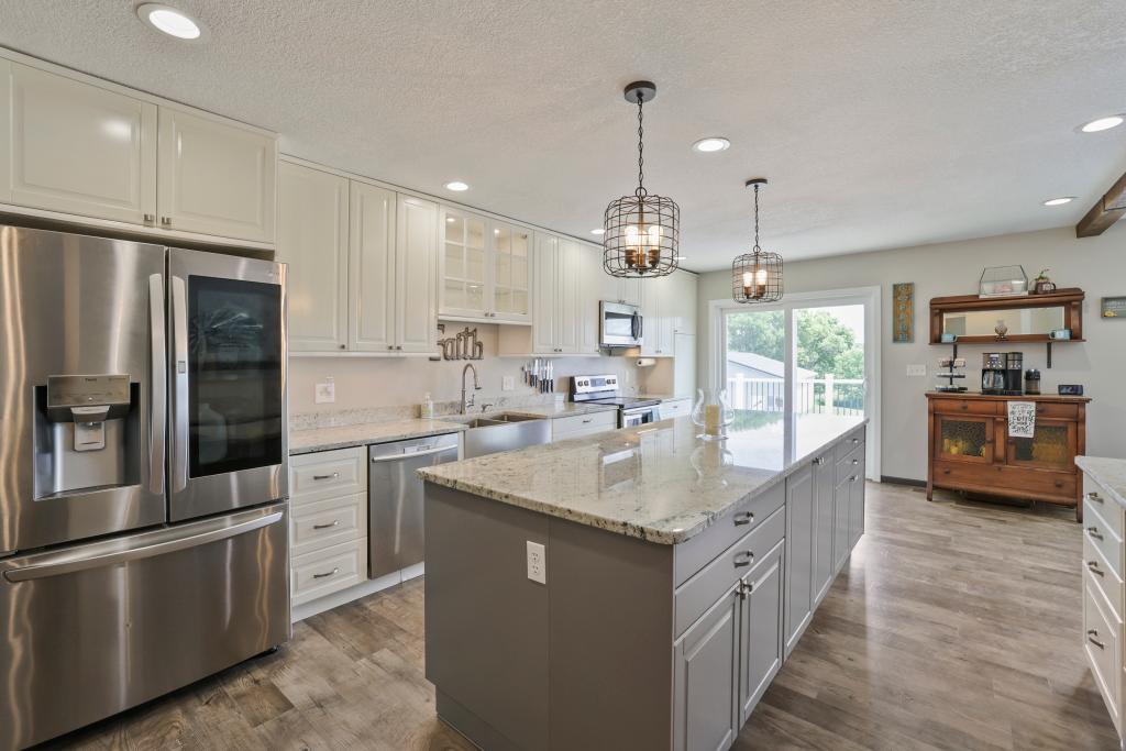 10620 Cain Road Corcoran, MN 55374 - Photo 9 of 24