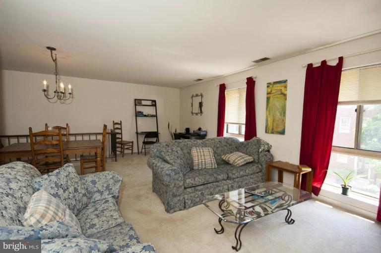 122 West Barre Street, Unit R Baltimore, MD 21201 - Photo 8 of 18 Interior (General)