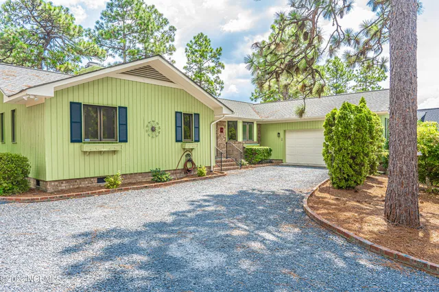 $2,400 | 4 Harness Place, Pinehurst, NC 28374