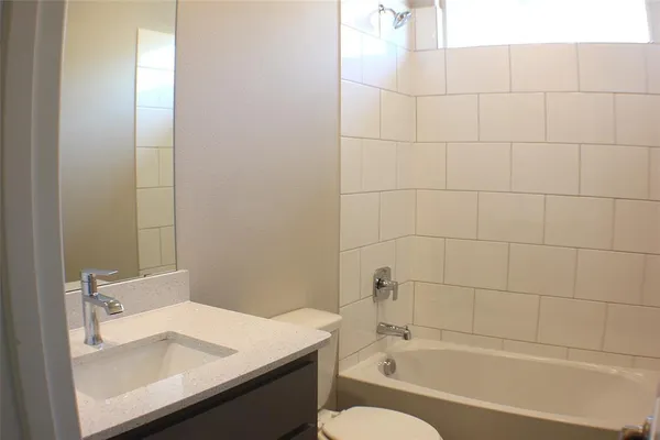 $2,750 | 16028 Bronte Lane, Fort Worth, TX 76247