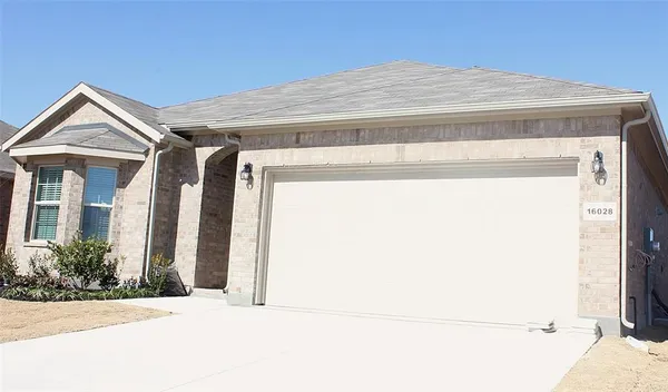 $2,750 | 16028 Bronte Lane, Fort Worth, TX 76247