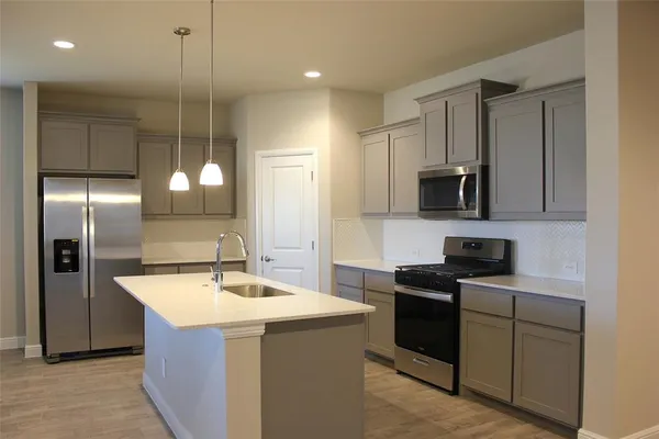 $2,750 | 16028 Bronte Lane, Fort Worth, TX 76247