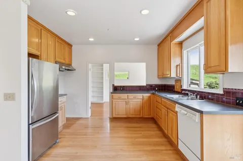$1,750,000 | 11798 Highway 1, Point Reyes Station, CA 94956