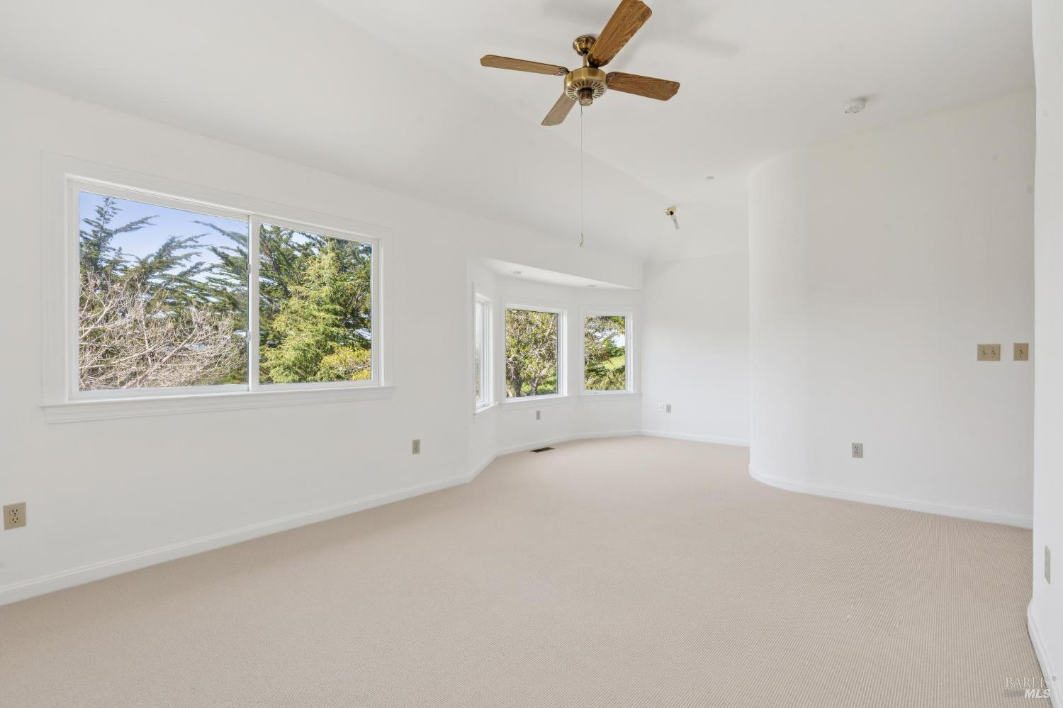 11798 Highway 1 Point Reyes Station, CA 94956 - Photo 22 of 64