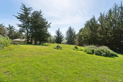 $1,750,000 | 11798 Highway 1, Point Reyes Station, CA 94956