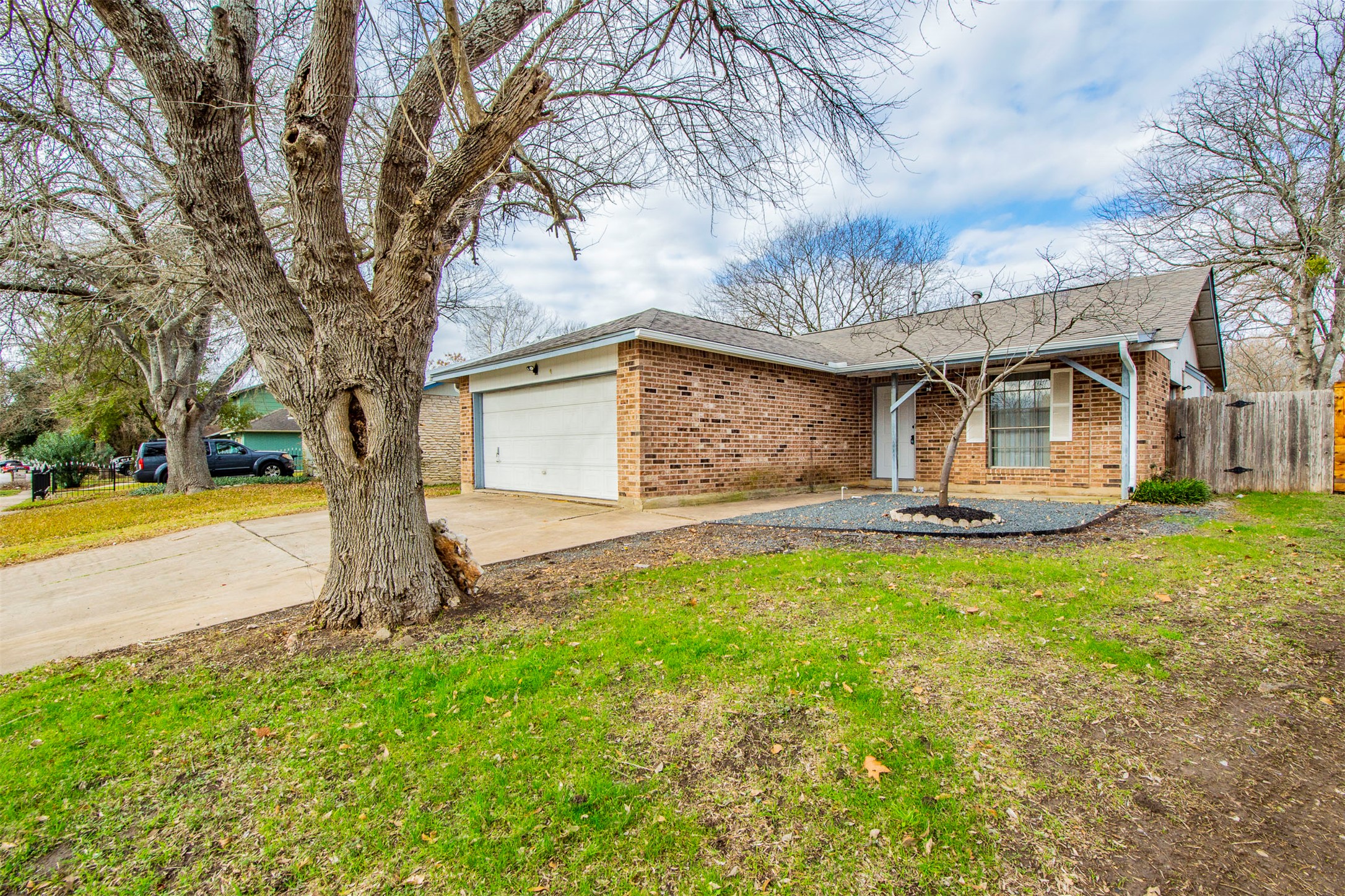 5804 Hammermill Run Austin, TX 78744 - Photo 13 of 15