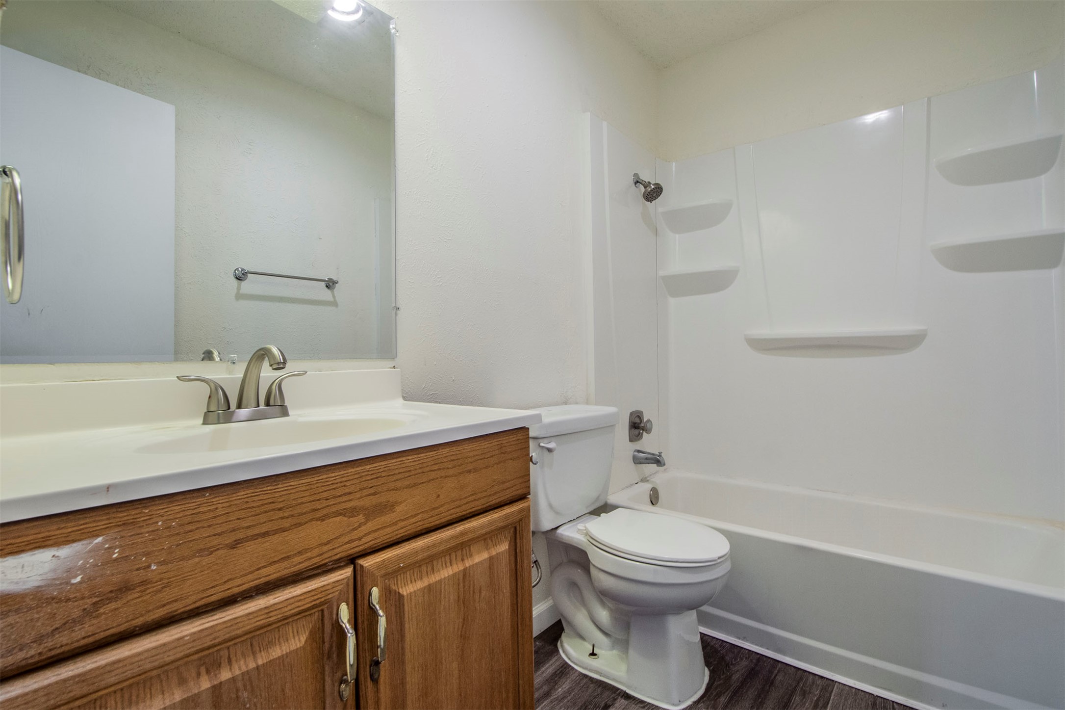 5804 Hammermill Run Austin, TX 78744 - Photo 9 of 15