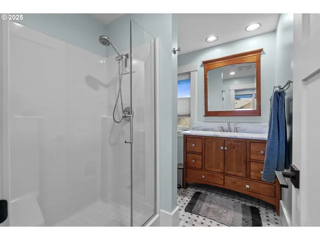 $589,000 | 2557 Bandon Court Northwest, Salem, OR 97304