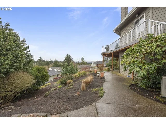 $589,000 | 2557 Bandon Court Northwest, Salem, OR 97304