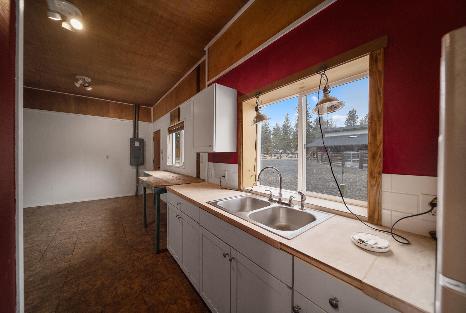 67194 Harrington Loop Road Bend, OR 97703 - Photo 41 of 49 41