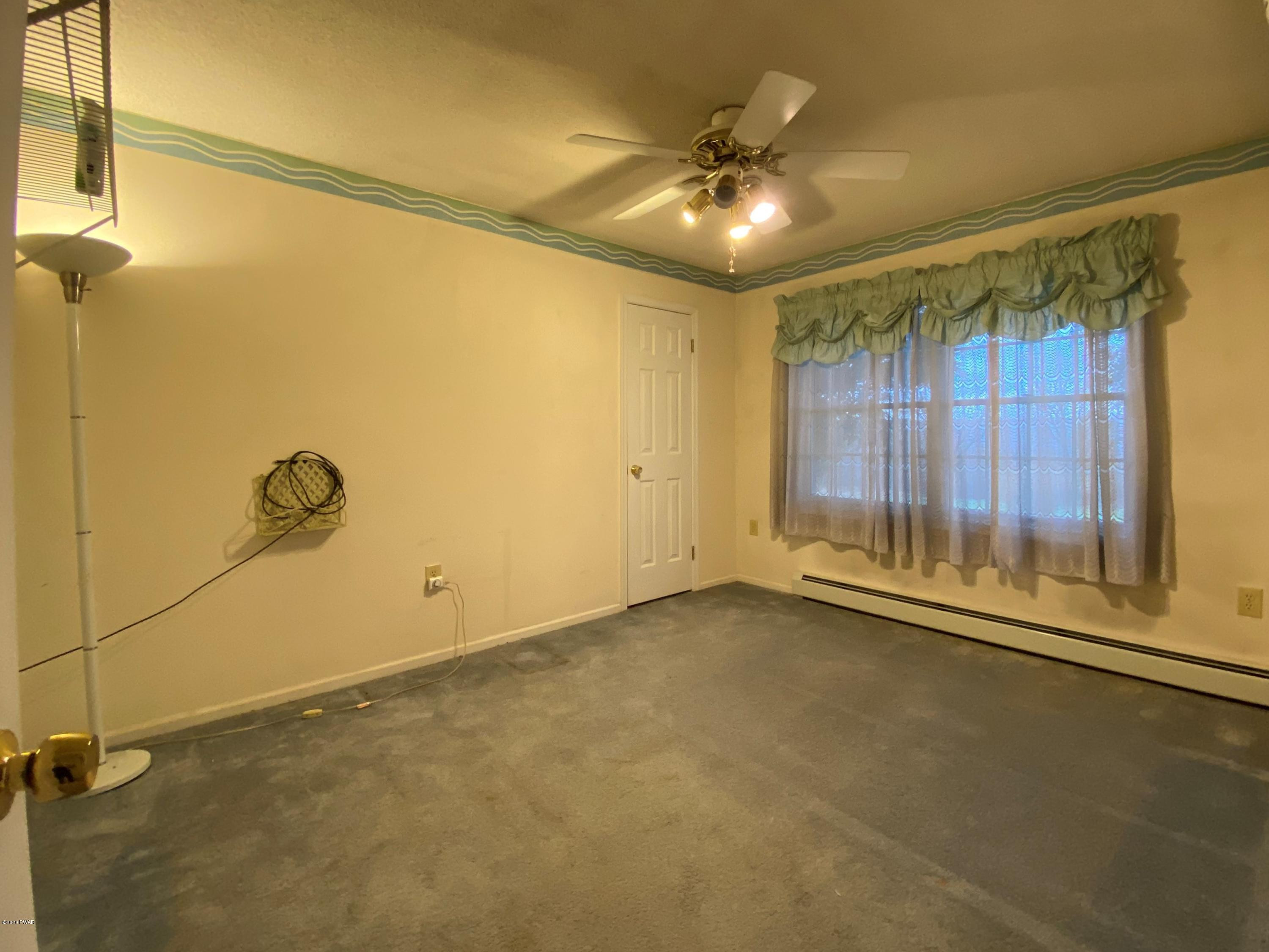 135 Church Road Damascus, PA 18415 - Photo 22 of 34 Bedroom 2