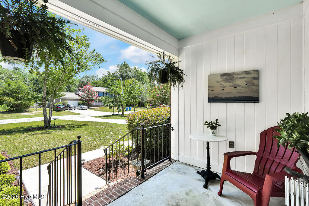 617 Hunting Ridge Road Wilmington, NC 28412 - Photo 4 of 36
