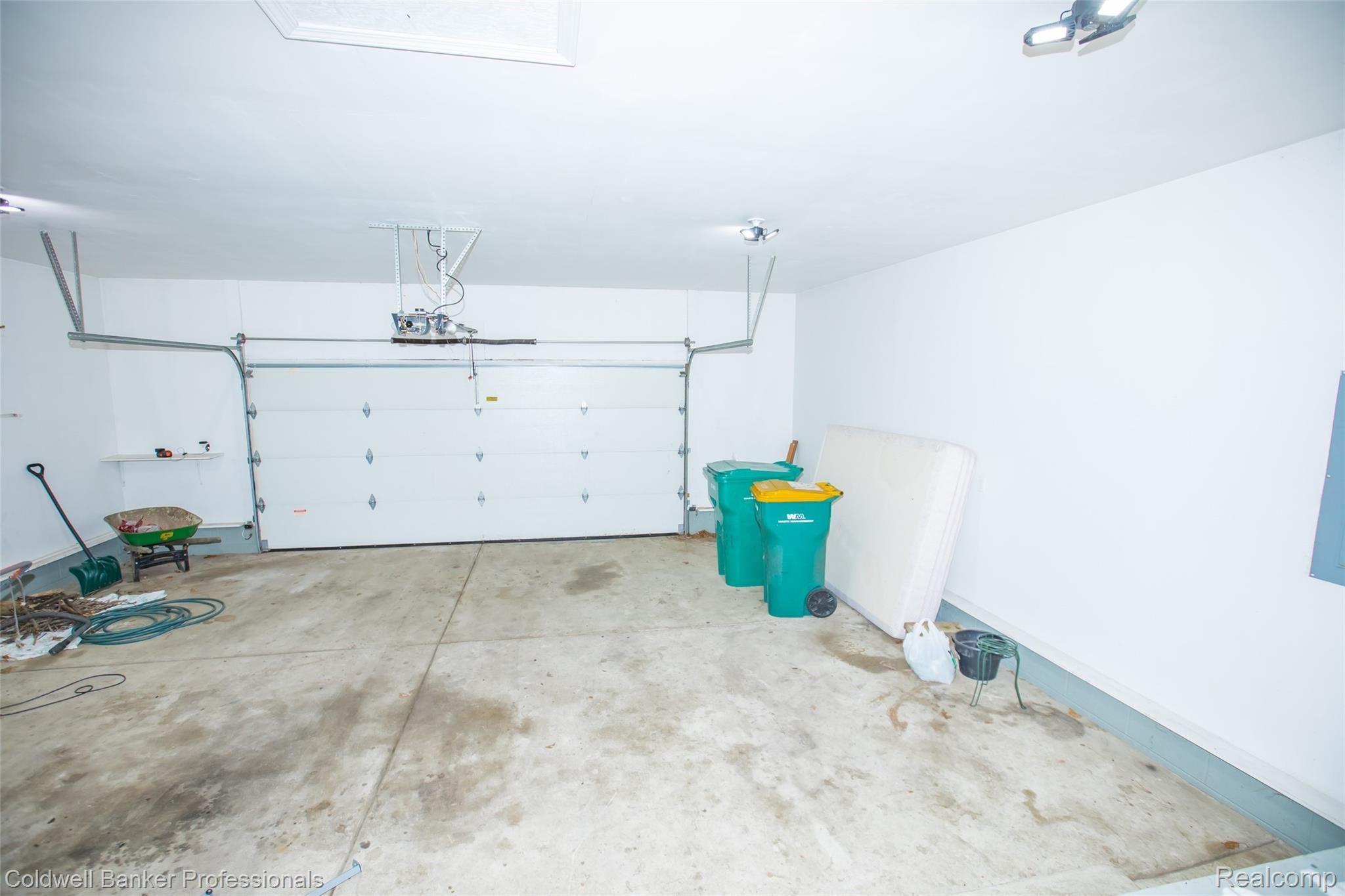 38845 Barth Street Romulus, MI 48174 - Photo 27 of 27 38845BarthRdRomulus,MI-9881.jpg
