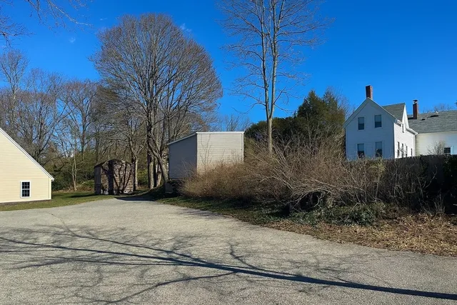 $1,995 | 3 Winchester Terrace, Unit 2, Beverly, MA 01915