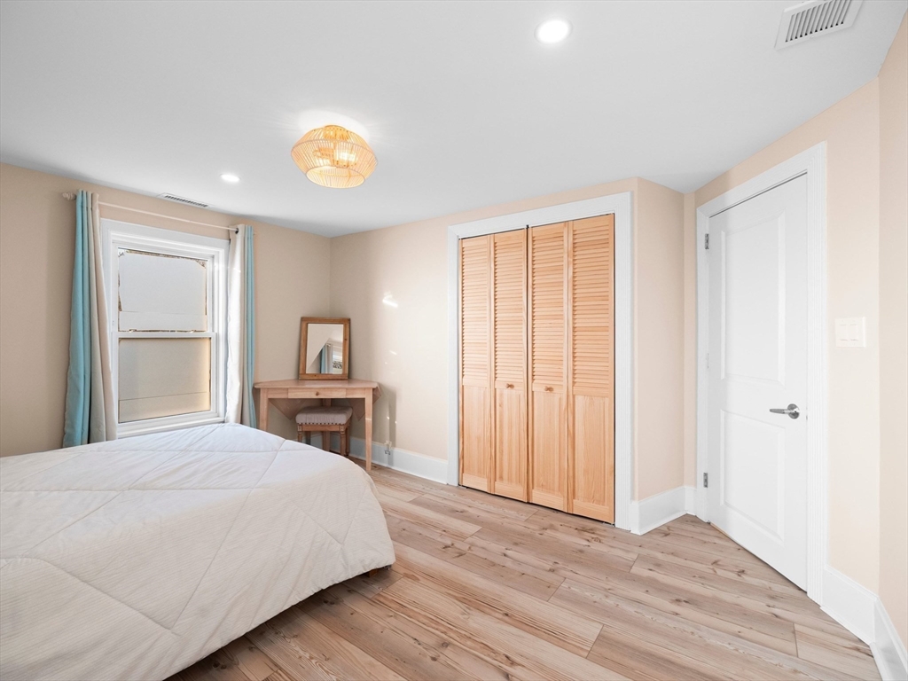 17 Preston Street Wakefield, MA 01880 - Photo 18 of 38