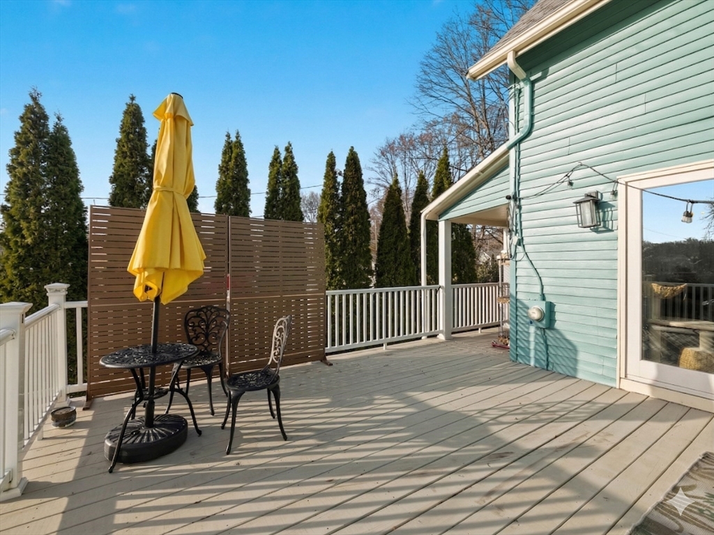 17 Preston Street Wakefield, MA 01880 - Photo 28 of 38