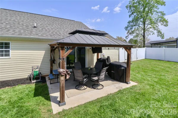 $329,900 | 5867 Sunset View Lane, Catawba, NC 28609