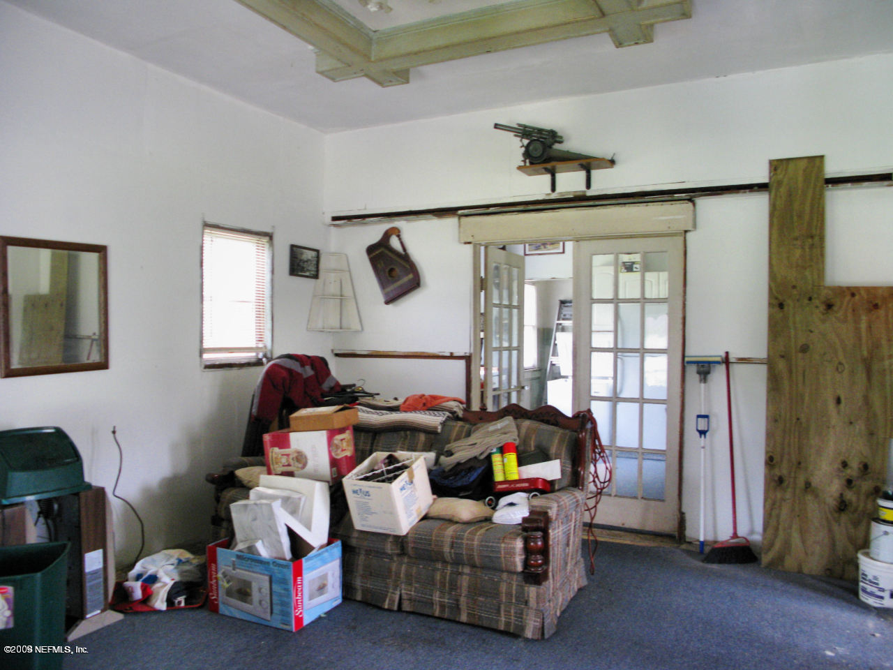 109 Bird Road Jacksonville, FL 32218 - Photo 4 of 18 Main House Family Room
