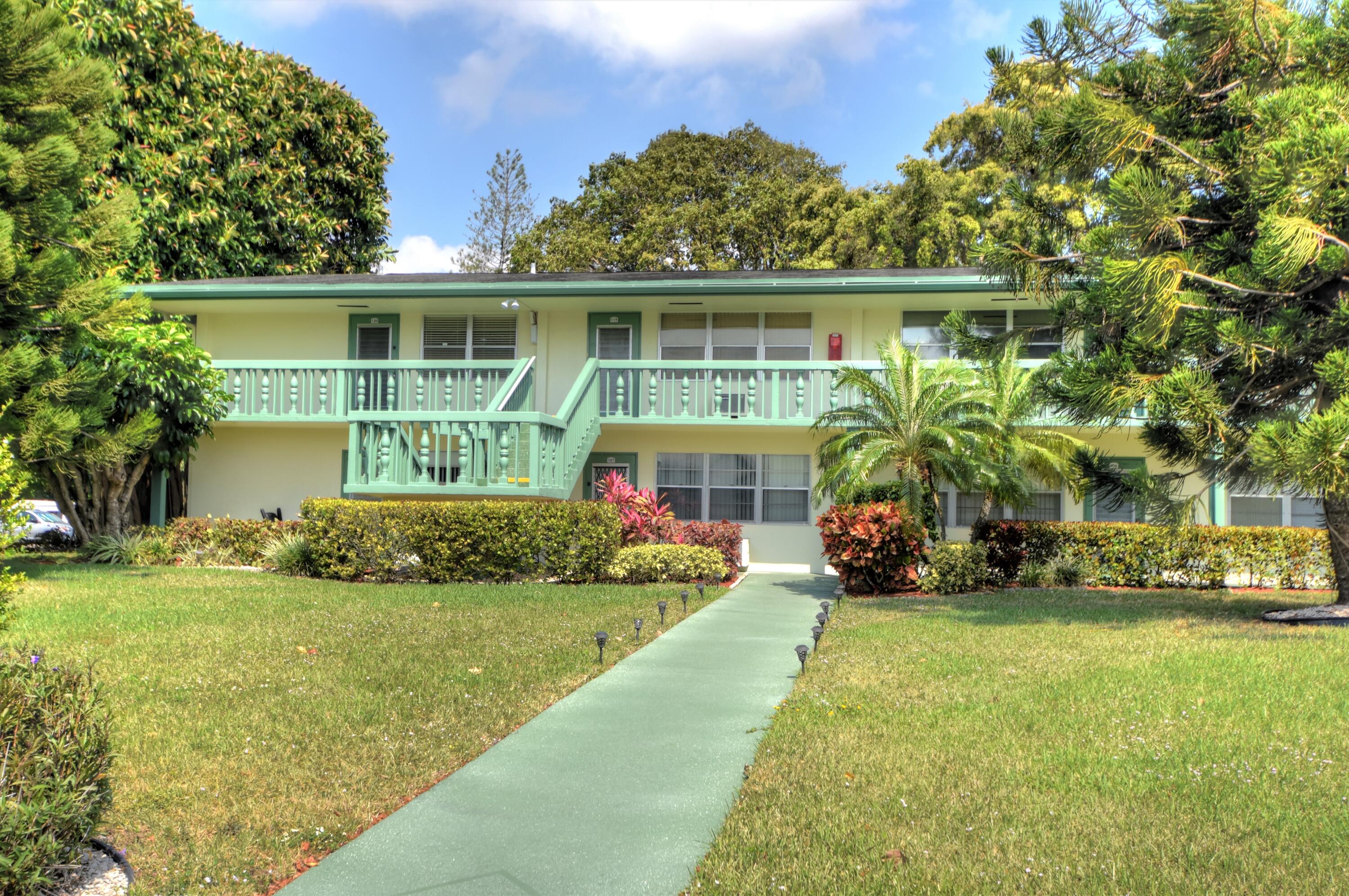 120 Upminster Crescent, Unit E Deerfield Beach, FL 33442 - Photo 1 of 36 Front