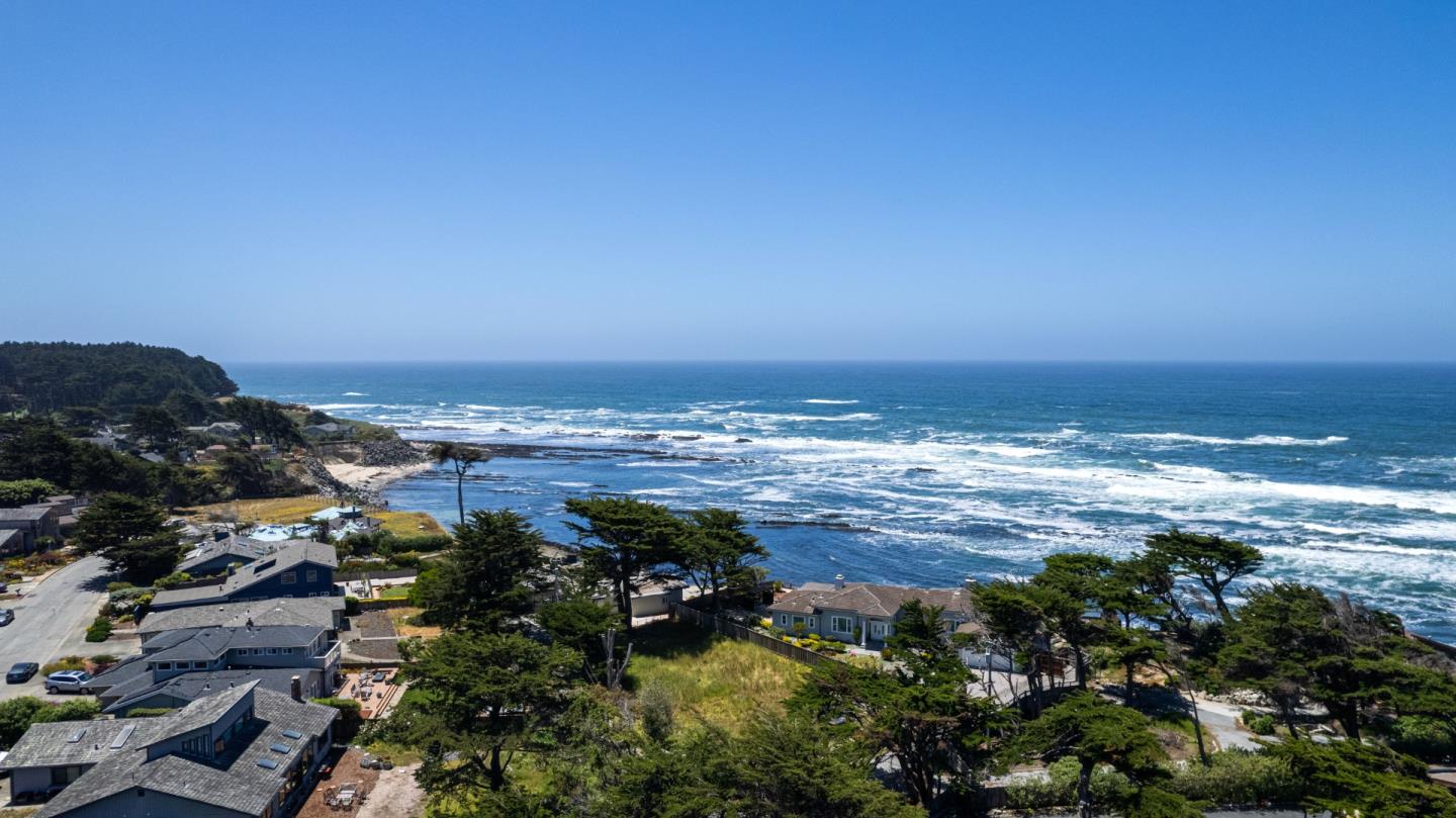 155 Reef Point Road Moss Beach, CA 94038 - Photo 14 of 16 a view of an ocean